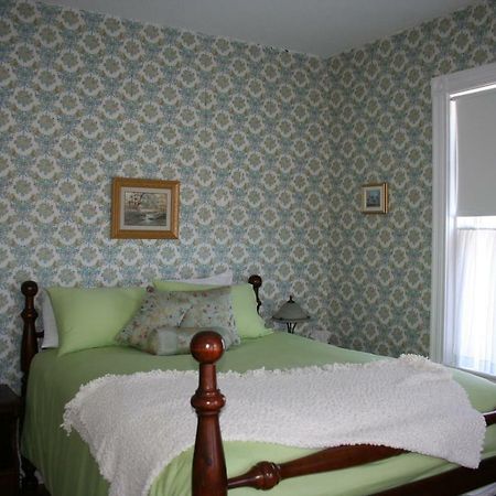 Sackville Bed And Breakfast Экстерьер фото